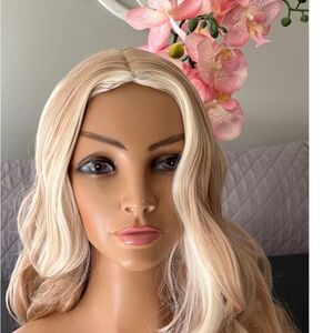 Blonde Wavy Hair Wig